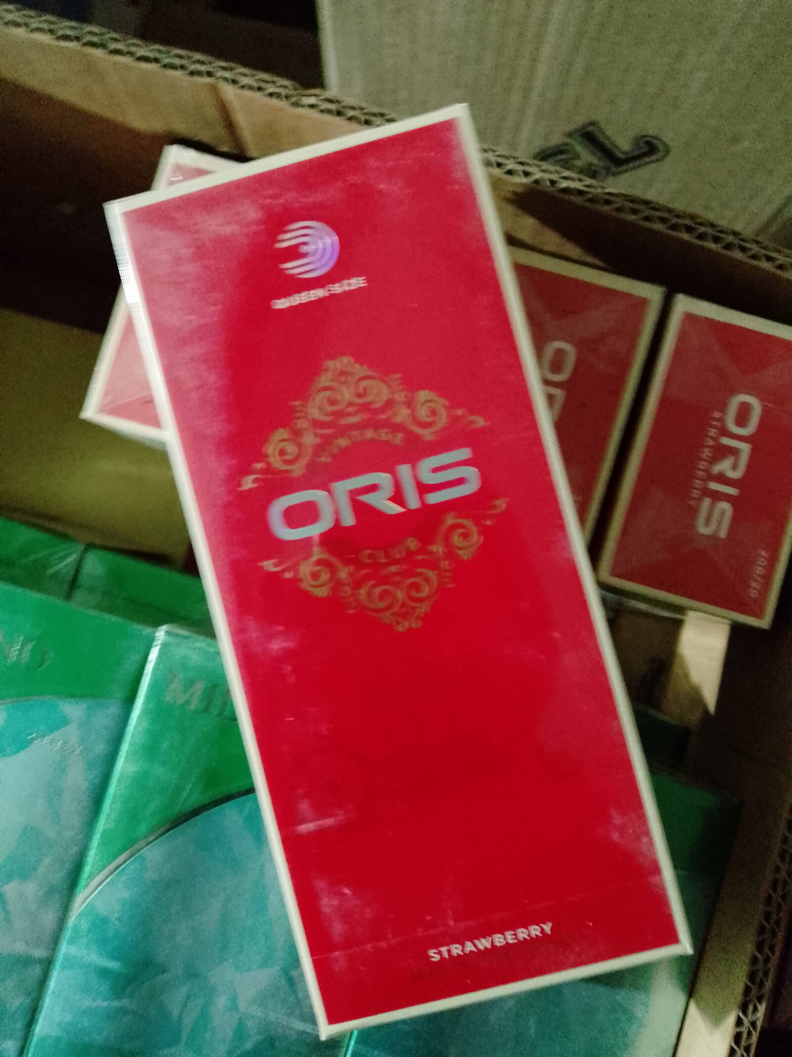 Oris QS Strawberry (Клубника)